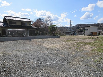 現地 東方向より