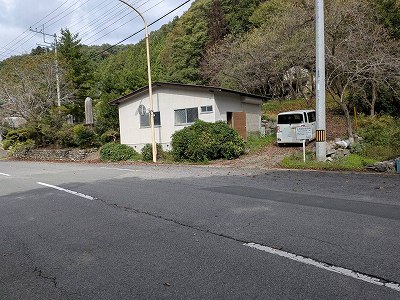 現地南東方向より（県道に接道）