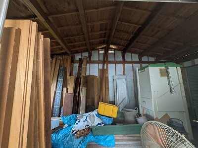 倉庫内（従前資材置き場として利用）