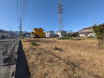 現地東方向より